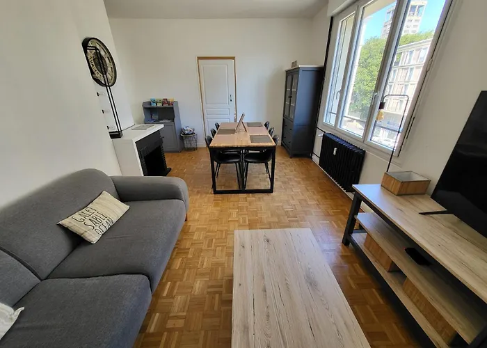 Appartement…Lh Center / 6 Pers. Parking Prive